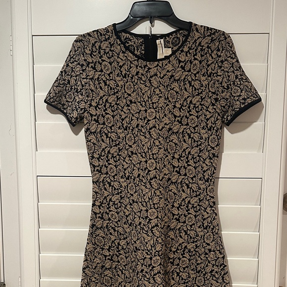 MICHAEL Michael Kors Dresses & Skirts - Michael Kors Black and Gold Floral Knit Dress- Size Small